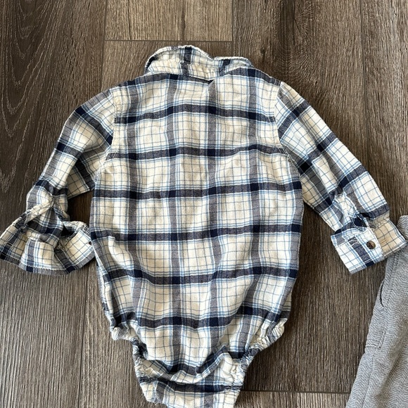 Baby Boy Trouser Outfit 12-18 months - Picture 9 of 9